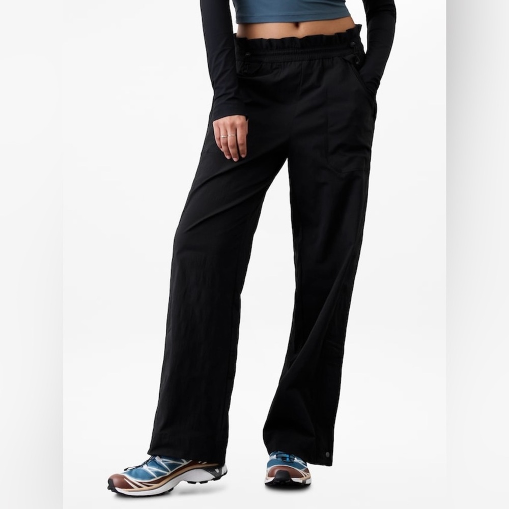 NWT-Athleta Black Trekkie Parachute Pant, Small Petite